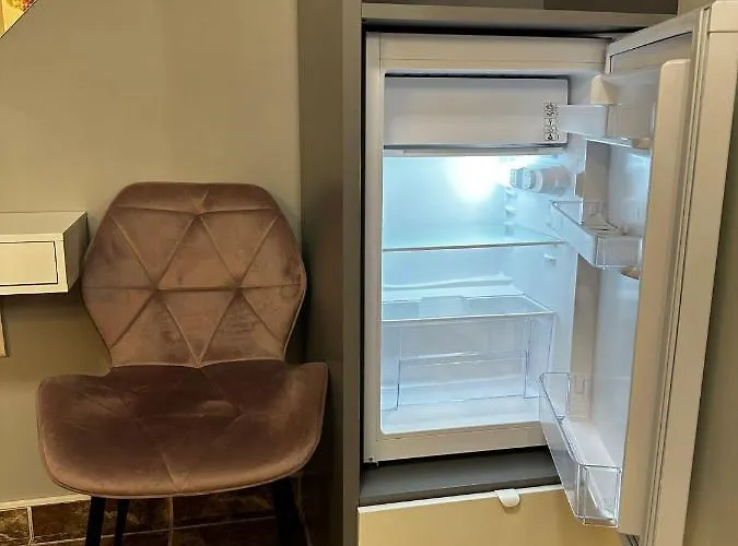 One Decebal Apartment *